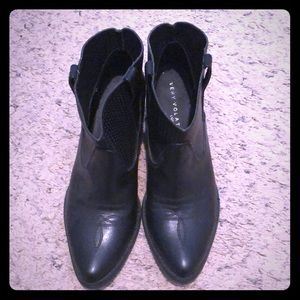 Very Volatile Blas cowboy booties